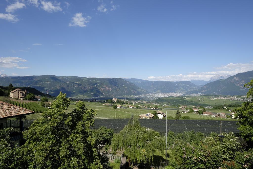 Schloss-Hof Appiano Sulla Strada Del Vino Kültér fotó