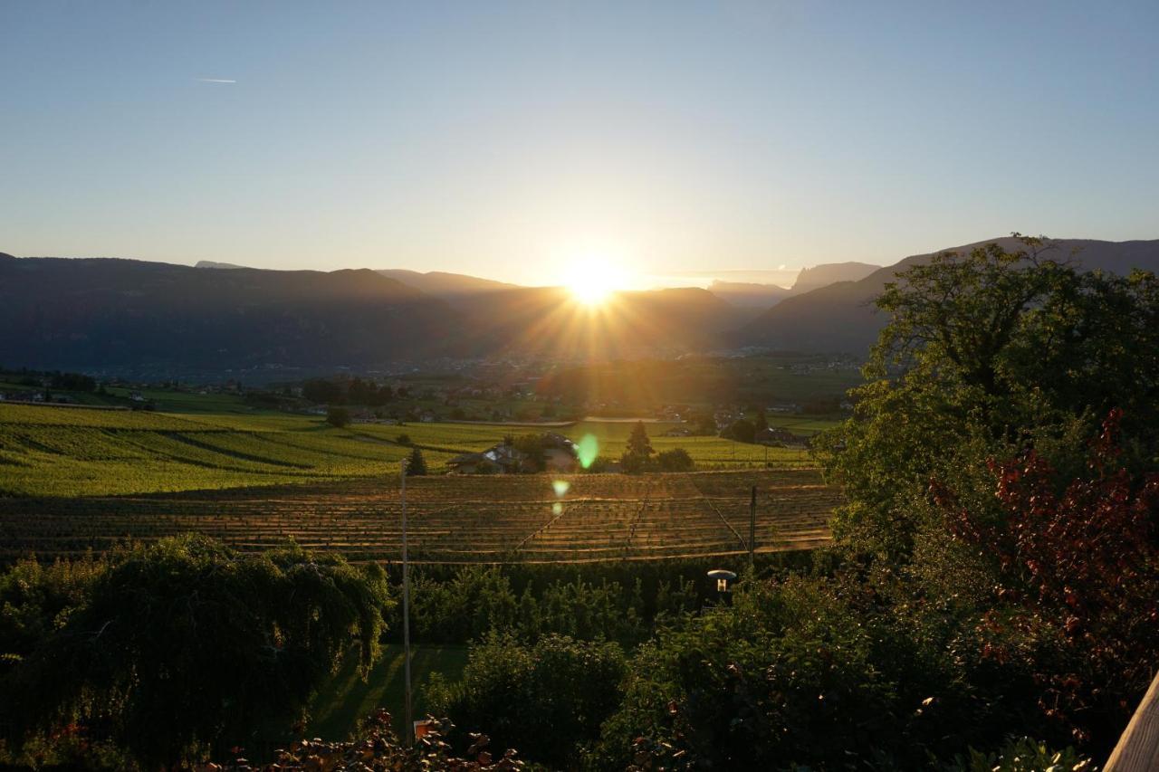 Schloss-Hof Appiano Sulla Strada Del Vino Kültér fotó